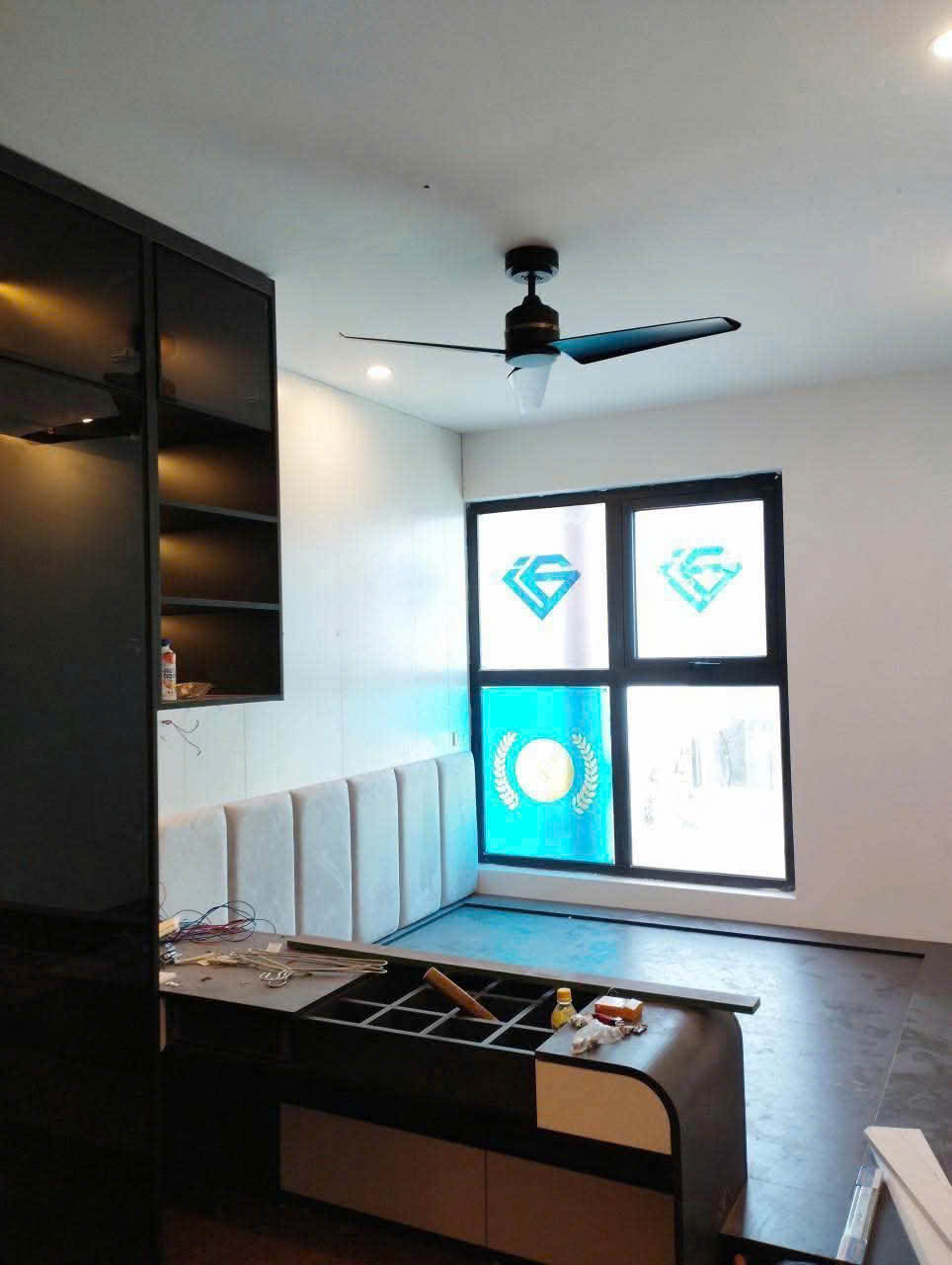 Quạt trần 3 cánh màu đen Seabird Quạt trần 3 cánh màu đen Seabird