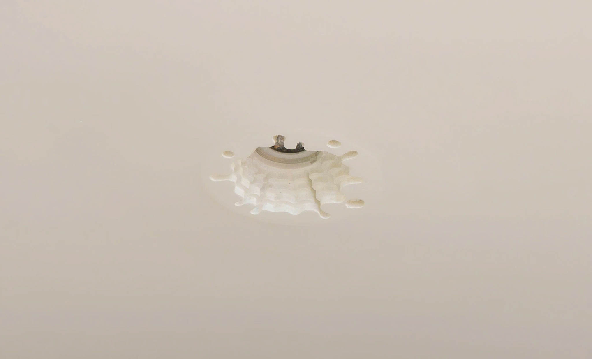 Đèn thạch cao hiệu ứng giọt nước lan tỏa Đèn thạch cao hiệu ứng giọt nước lan tỏa