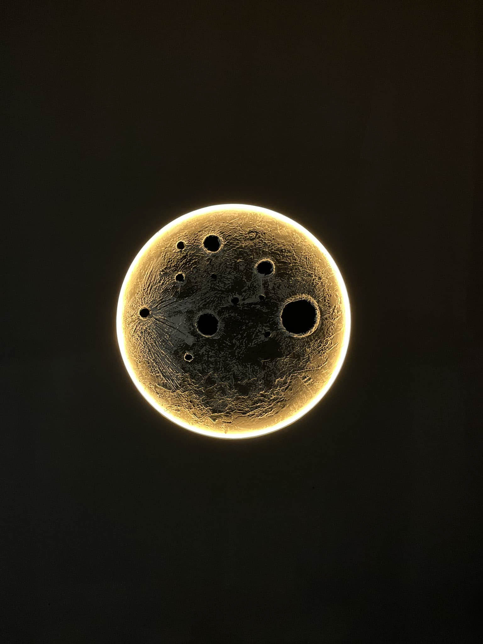 Đèn thạch cao hiệu ứng Mặt trăng AMIV