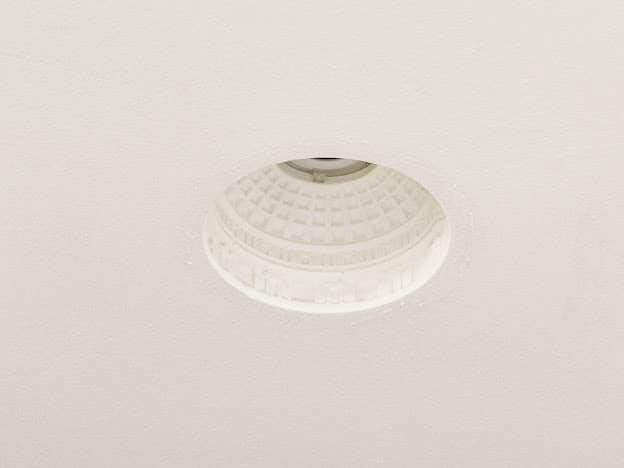 Đèn thạch cao nghệ thuật hoa văn mái cung điện PC03-AMIV