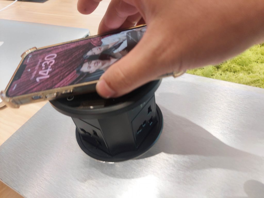 Ổ cắm âm bàn Turret- Pop Up Socket AUS-POP06