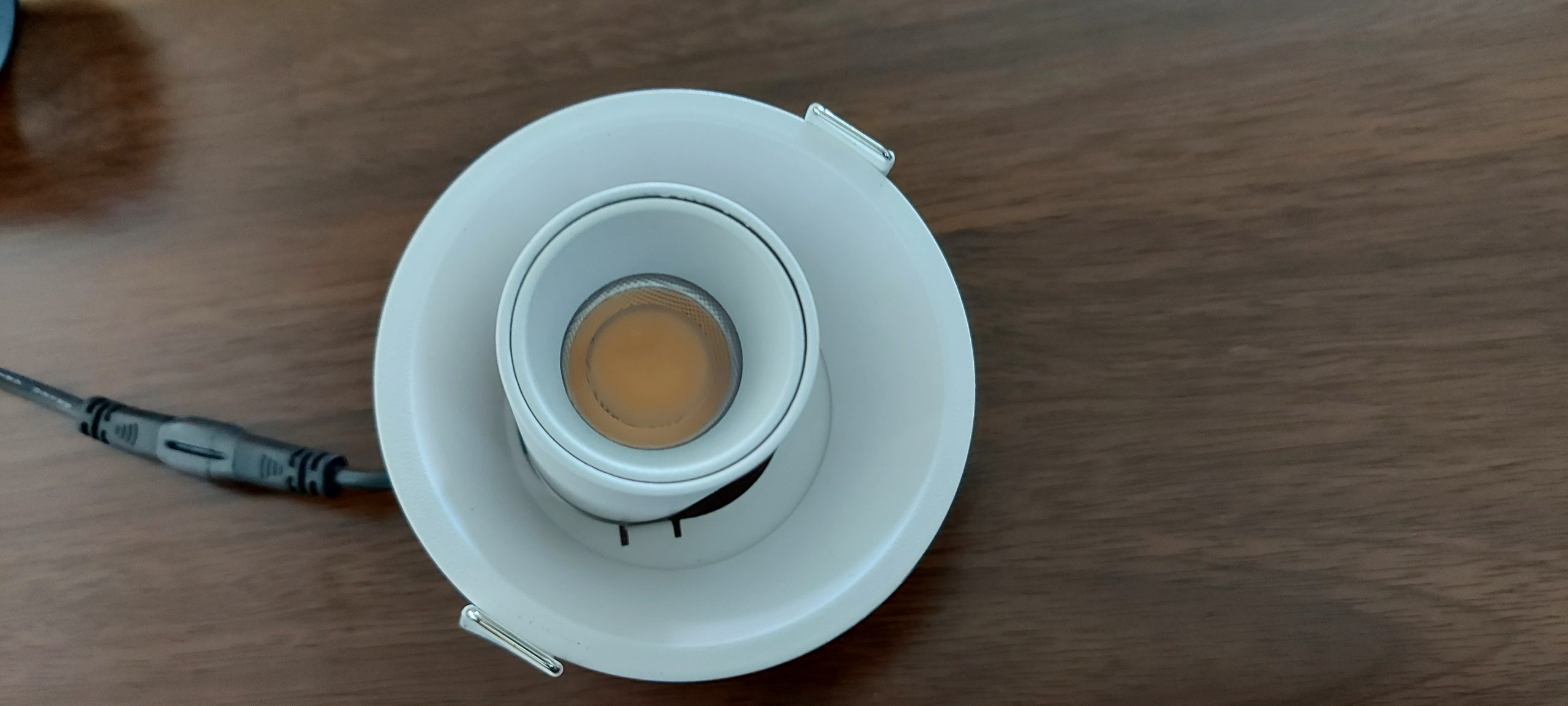 Đèn rọi âm trần chỉnh hướng NOVA Spotlight Đèn rọi âm trần chỉnh hướng NOVA Spotlight