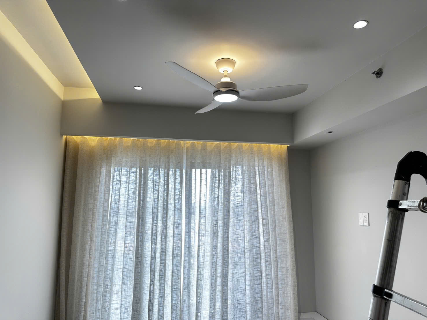 Quạt trần VIBE- Quạt trần Mr. Vũ Quạt trần VIBE- Quạt trần Mr. Vũ